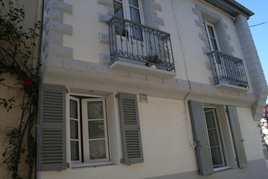 Studio Le Nid Du Saleys Apartment Salies-de-Béarn Стая снимка